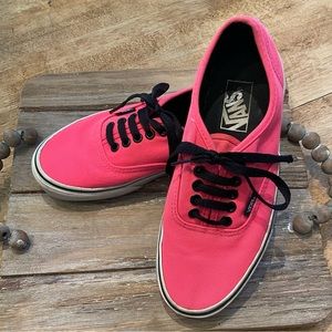 Vans Men’s 6.5/Women’s 8 Hot Pink Low Rise‎ Sneakers